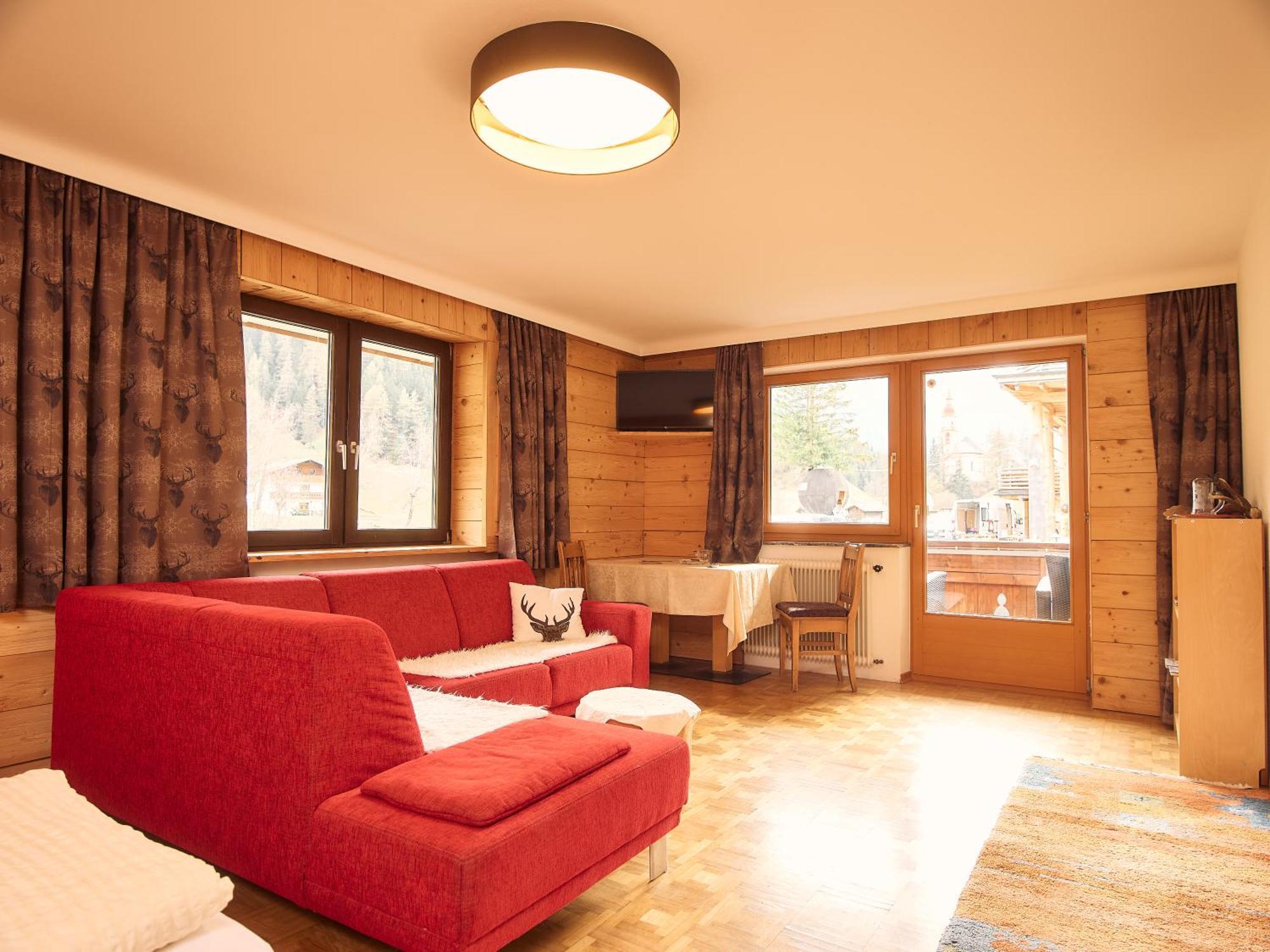 Almi'S Berghotel Obernberg am Brenner Екстериор снимка