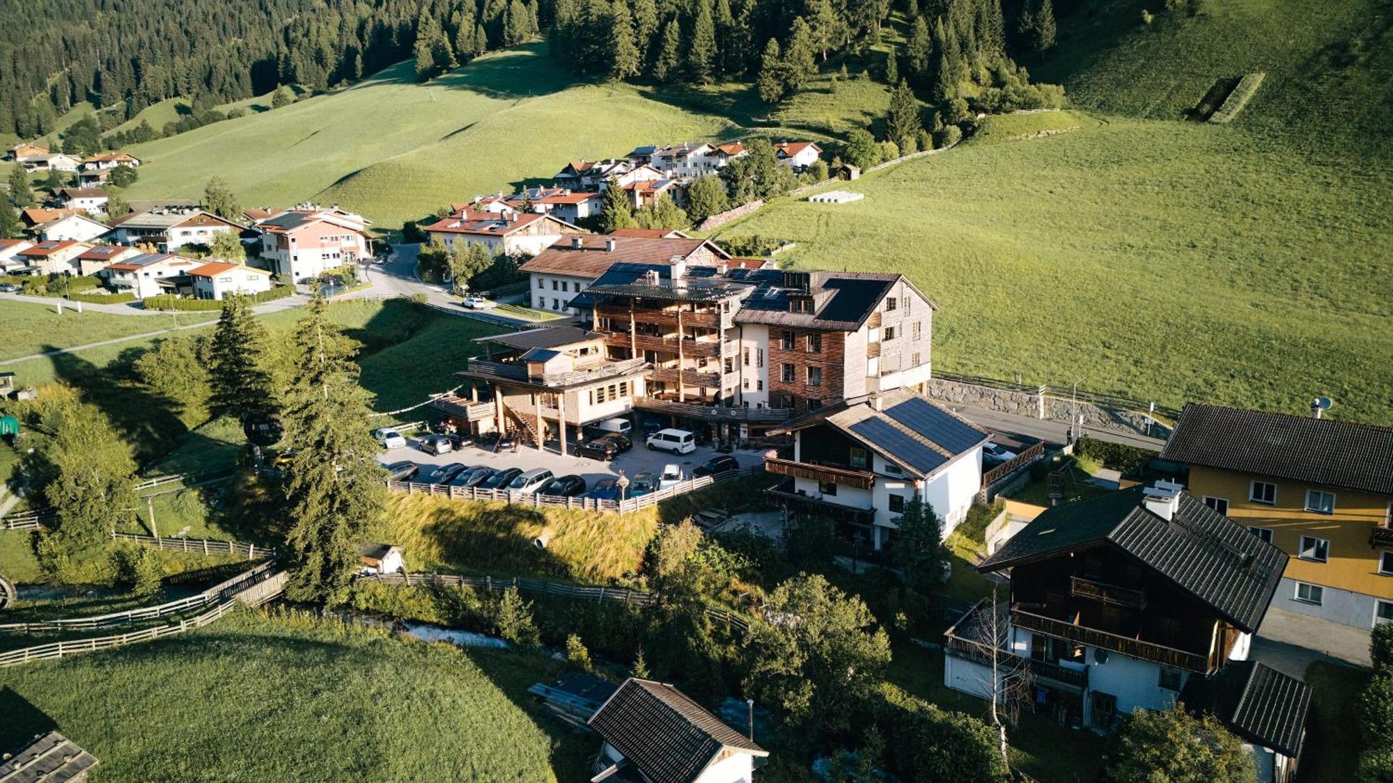 Almi'S Berghotel Obernberg am Brenner Екстериор снимка