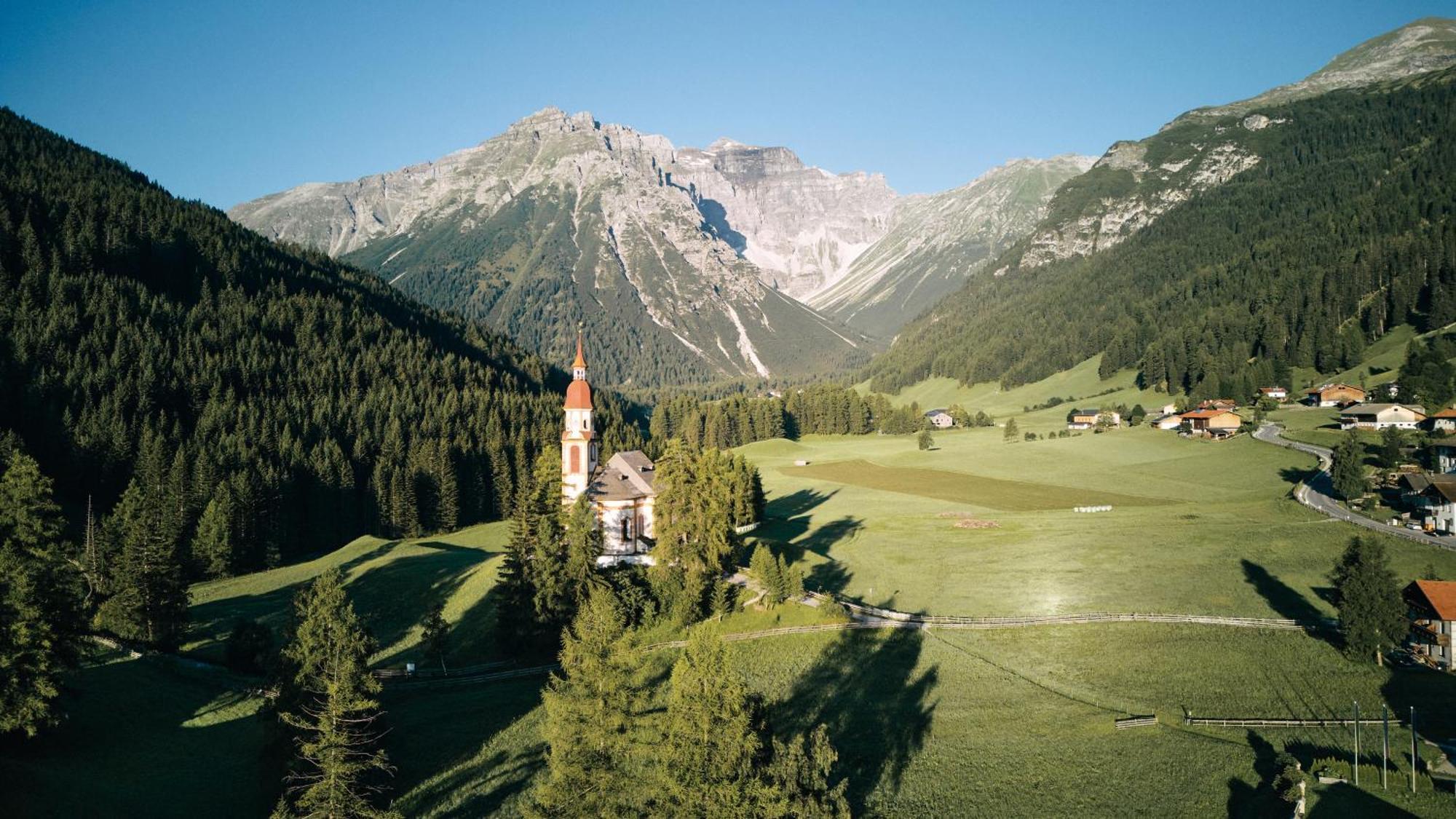 Almi'S Berghotel Obernberg am Brenner Екстериор снимка