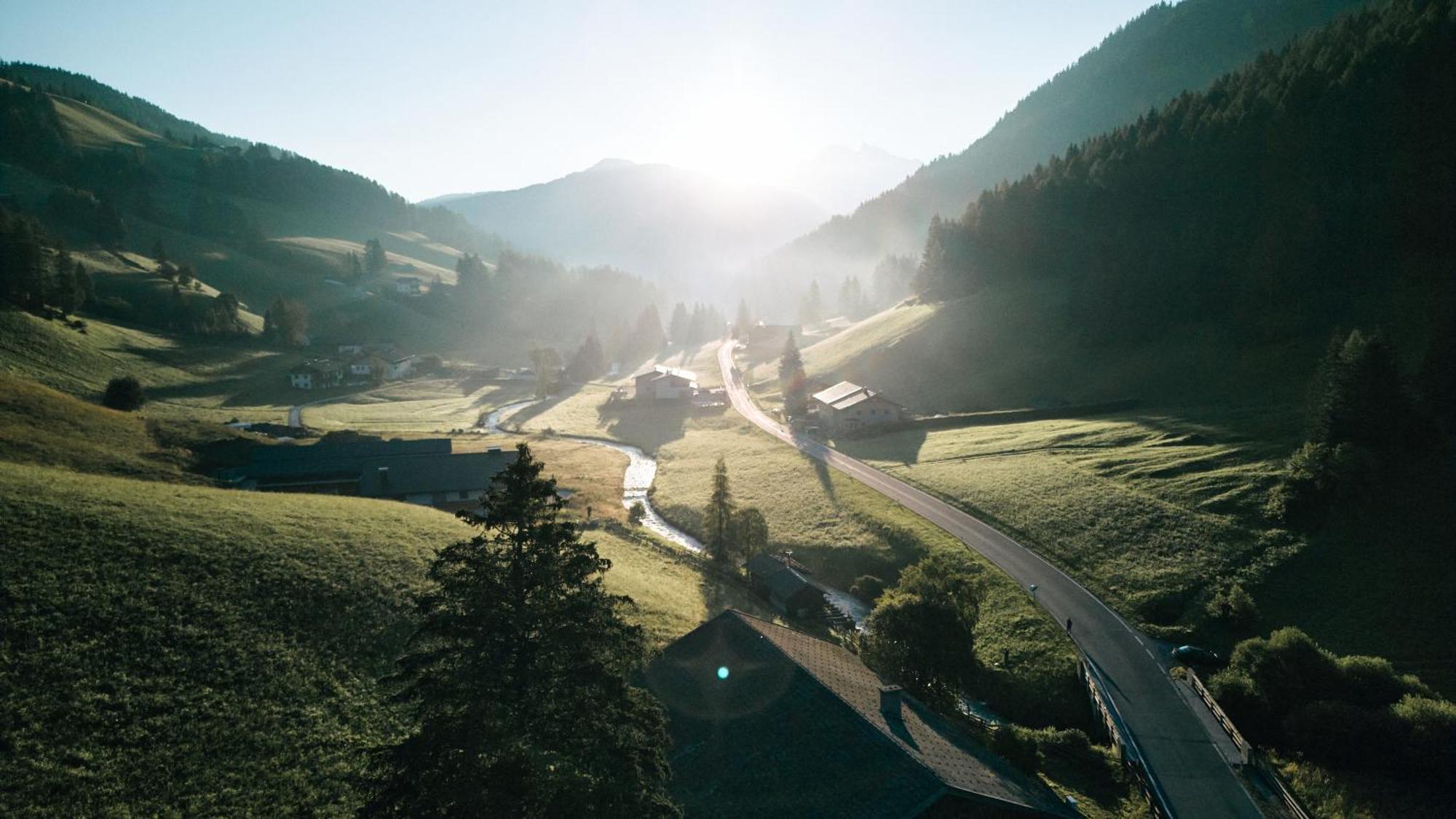 Almi'S Berghotel Obernberg am Brenner Екстериор снимка