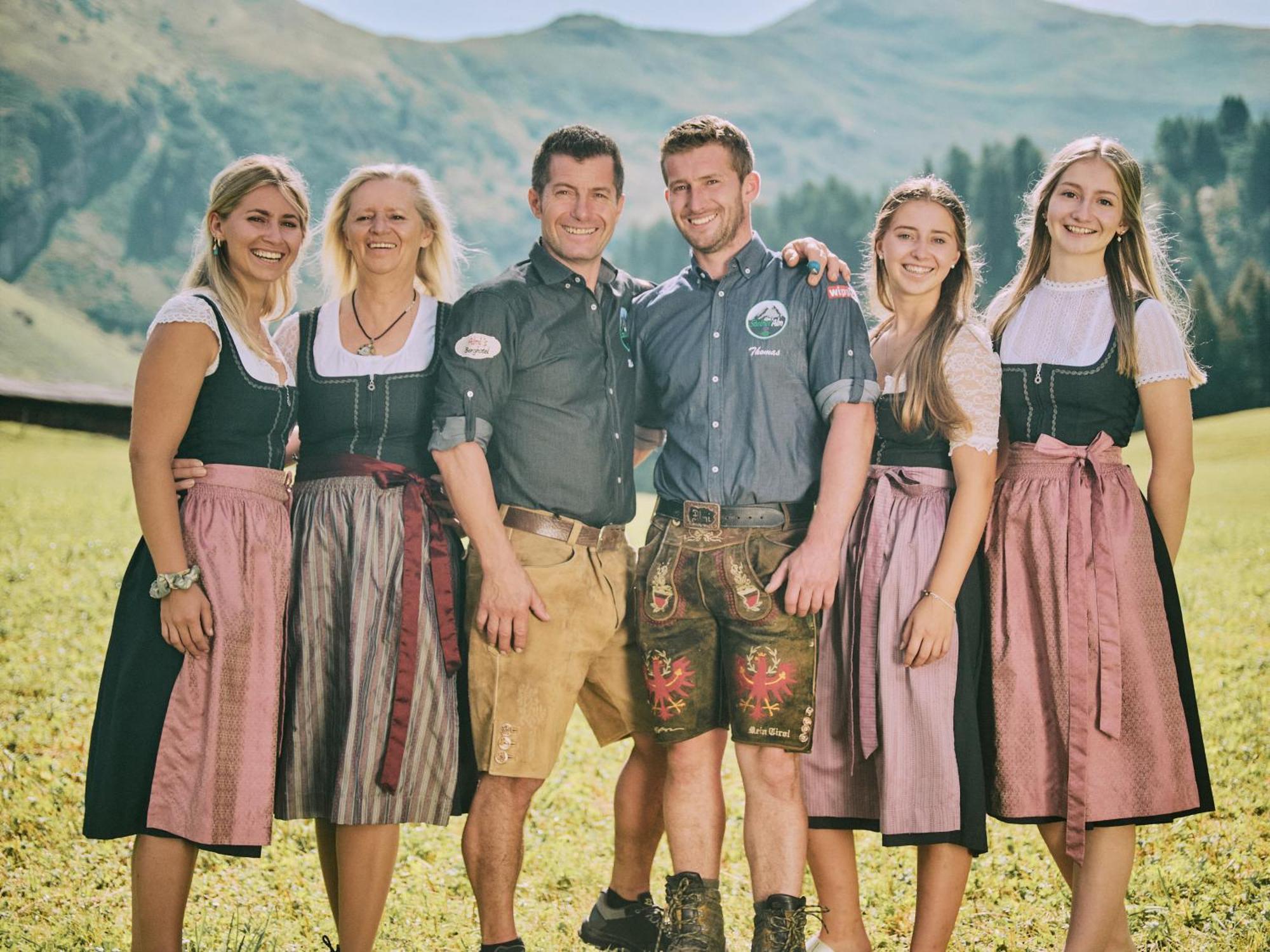Almi'S Berghotel Obernberg am Brenner Екстериор снимка