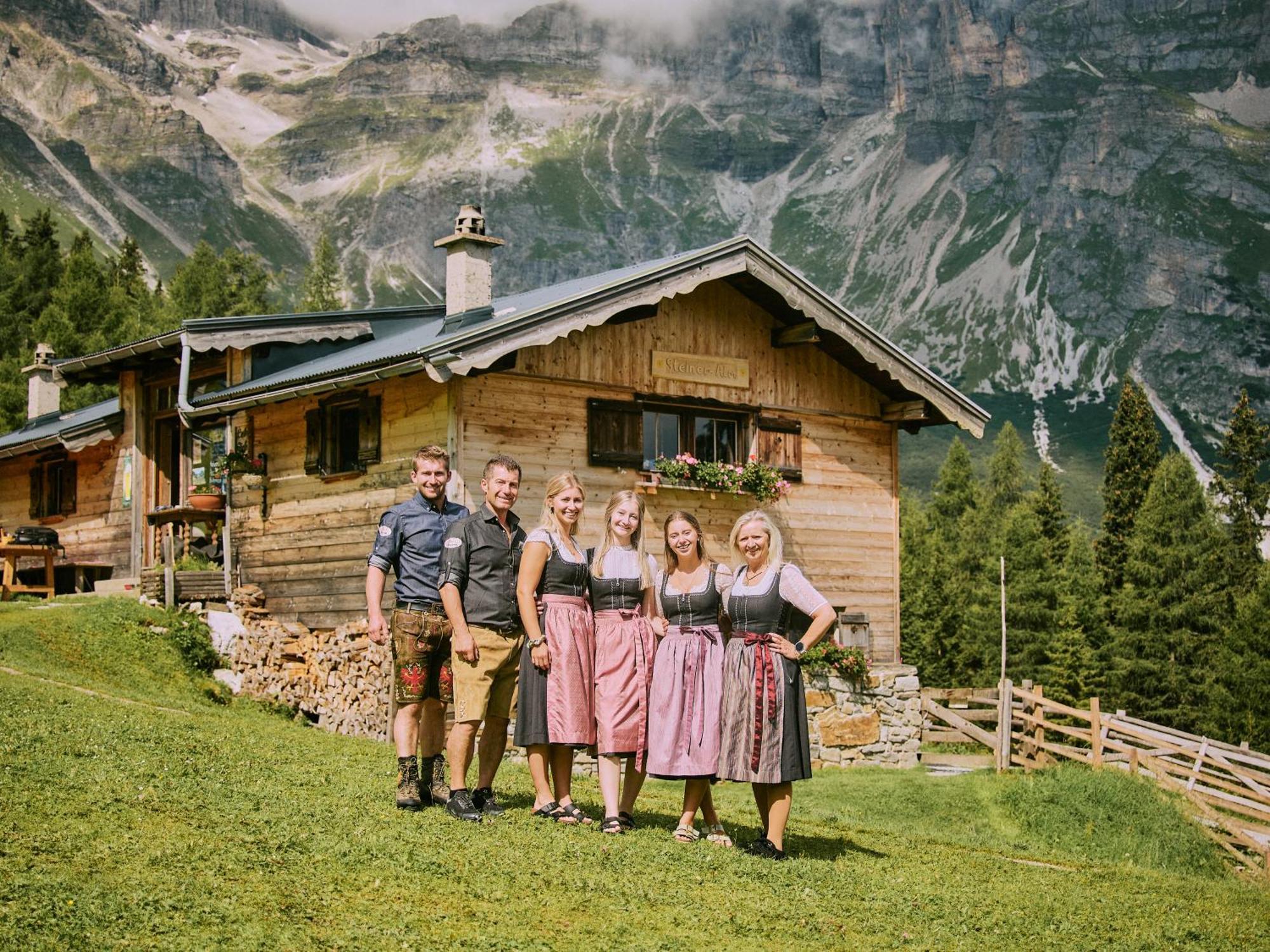 Almi'S Berghotel Obernberg am Brenner Екстериор снимка